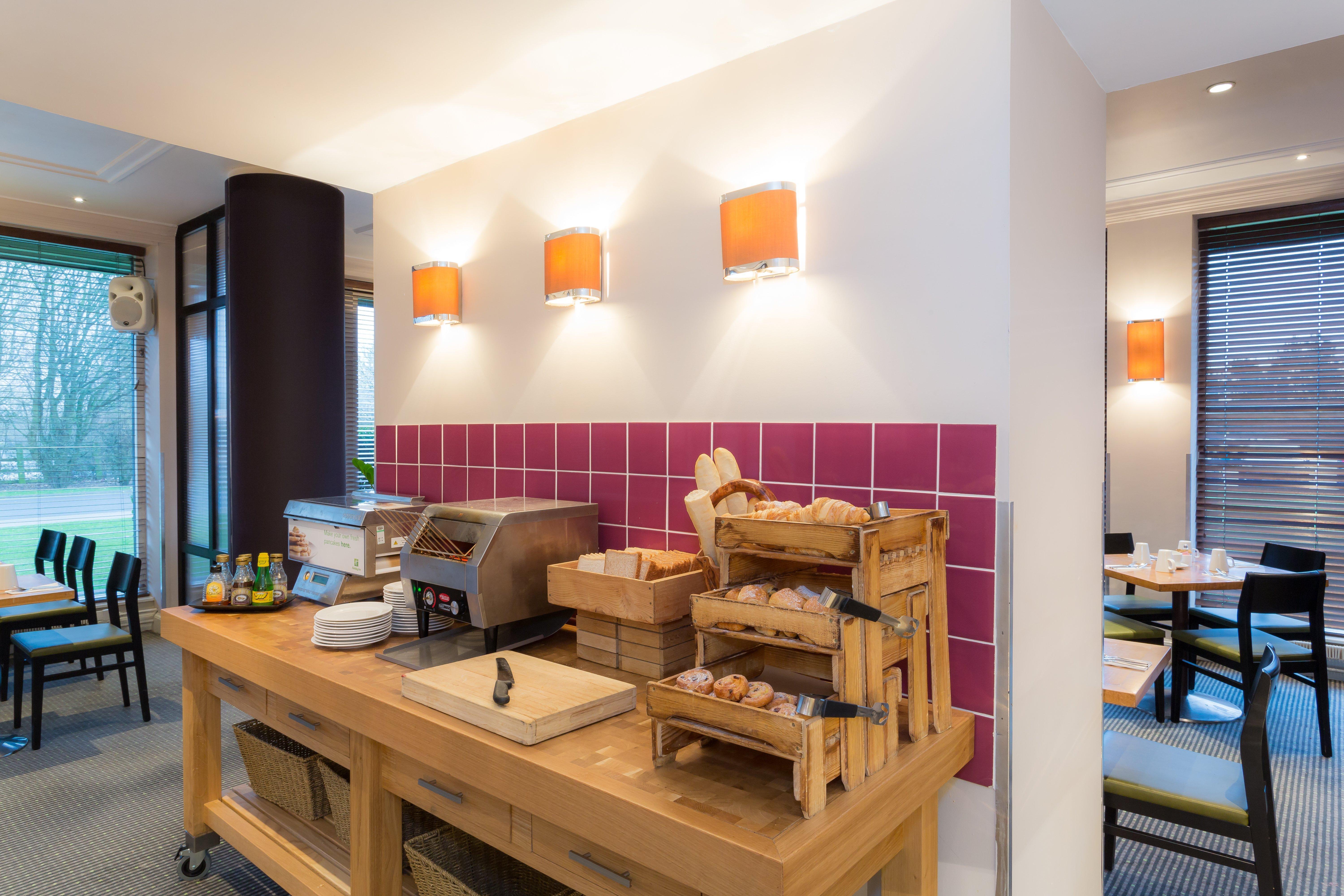 Holiday Inn Cambridge By Ihg Girton  Exteriér fotografie